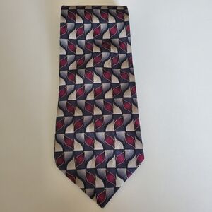 Facets multicolored tie
